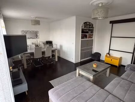 bel appartement f3/4