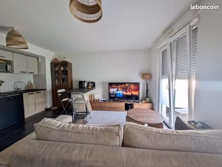 a louer - t2 avec balcon et parking à oberhausbergen (allée saint-sauveur-le-vicomte)