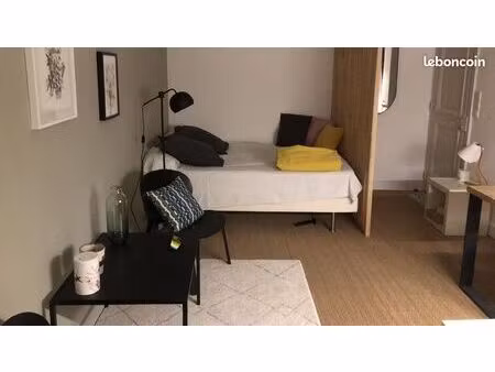 studio meublé 27 m² – centre historique écusson – tout inclus