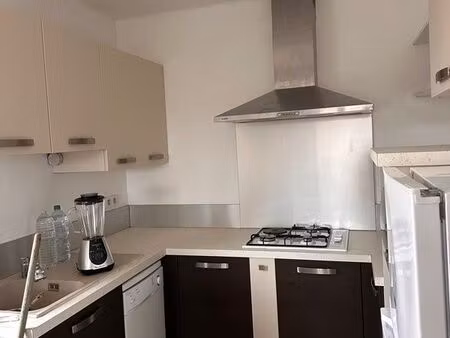 location meublée 65m2 avec jardin et garage