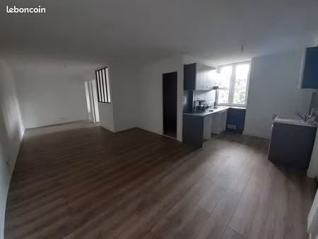 appartement 3 pièces 55 m²