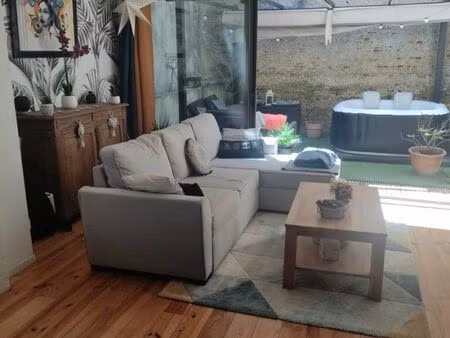 appartement à louer centre villecomtal