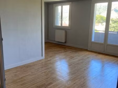 appartement 4 pièces 63 m²