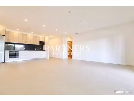 appartement 3 pièces 91 m²