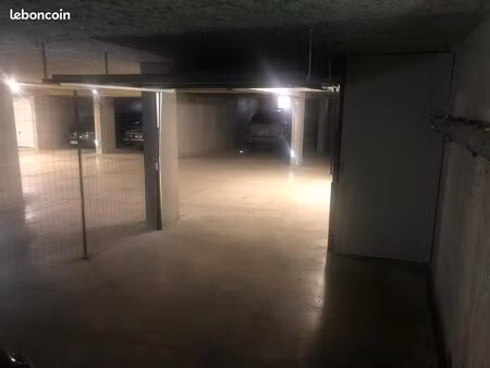 double garage cabestany