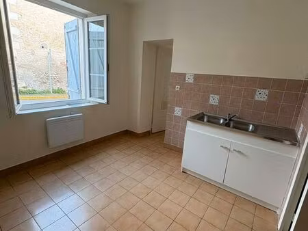 logement clion sur indre rez de chaussée