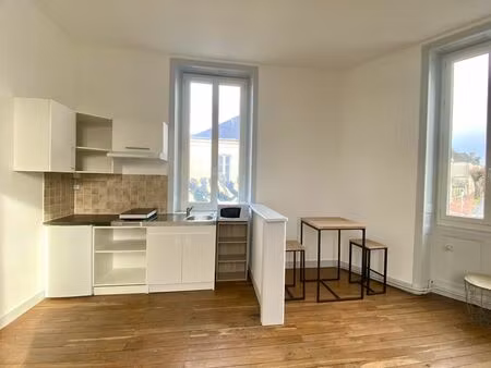 studio coeur de ville jonzac