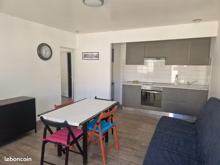 t2 la teste centre meublé