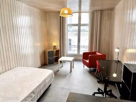 location appartement - 25m2 - hypercentre - tram ligne 1  2  3