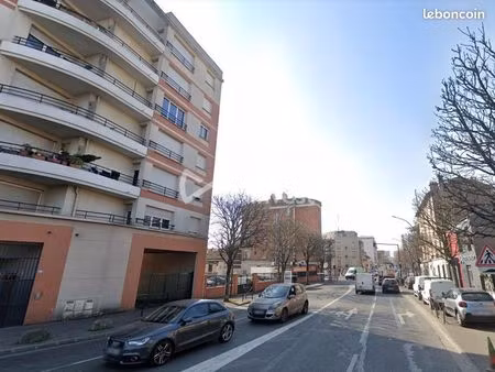 parking/box 12 m² vitry-sur-seine