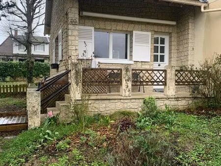 location petite maisonnette nesles la vallee