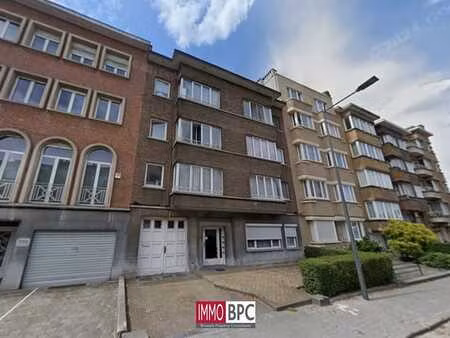 appartement à rénover de 2 chambres