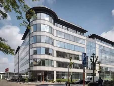 bureaux à louer - à partir de 819 m² - web building