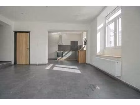 charmante maison entierement renovee