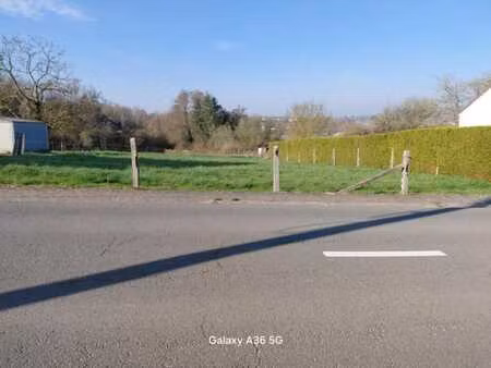 terrain à vendre dans le charmant village de bioul
