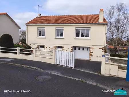 vente maison à la garnache (85710) : à vendre / 82m² la garnache