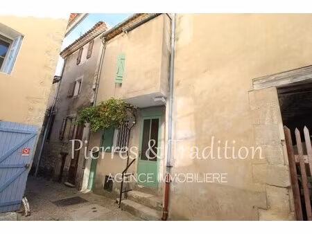 provence  céreste  jolie maison de village de 50 m² avec cave