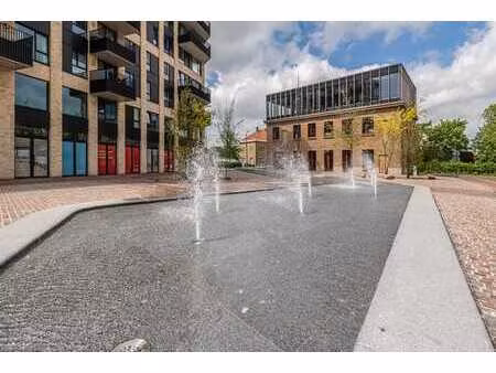 handelspanden op 1ste en 2dee verdieping te koop in veurne