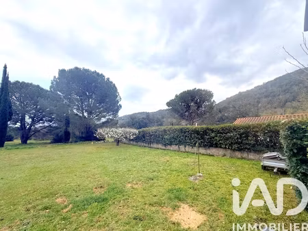 vente terrain 818 m²