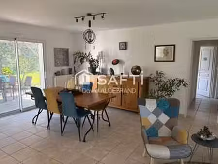 vente maison à saint-maxire (79410) : à vendre / 139m² saint-maxire