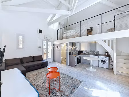 hyeres centre-ville - t2 de 38 20 m2 duplex - balcon - cours int