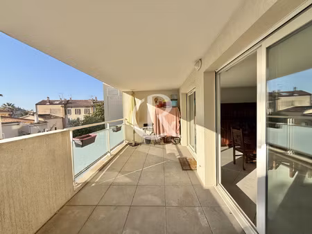 standing - t4 avec terrasse