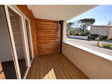 appartement t3 lumineux avec terrasse plein sud et parking -