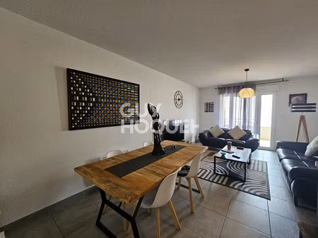 appartement t3 avec terrasse 17 m² et 2 places de parkings - quai d'alsace