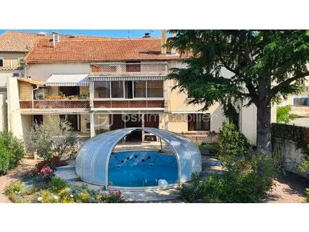 maison de 300 m² à orange