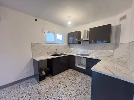 a louer - appartement t2 avec clim et place de parking - val