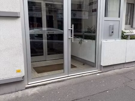 parking planchat 75020