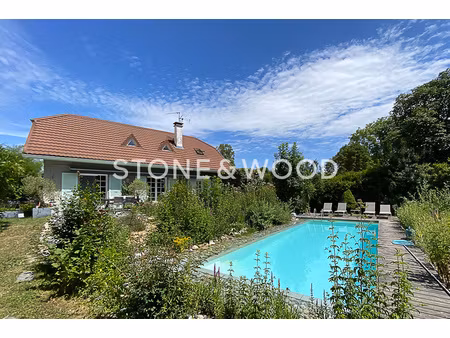 maison familiale au coeur d'un écrin de nature