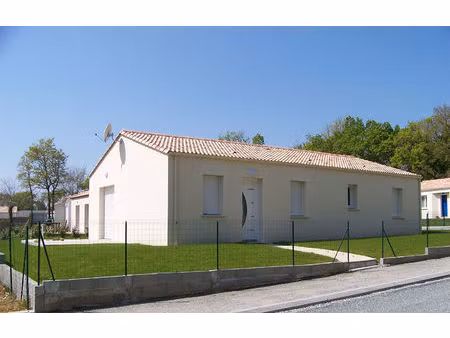 la roche sur yon - maison de plain pied - 70 m²