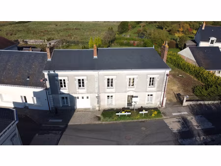 maison de caractère 120 m2 + garage + cave et chaufferie + c