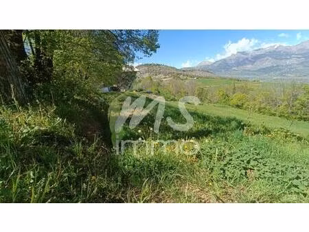 terrain de 2458 m² - avancon