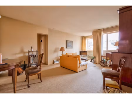 appartement lumineux - 6 pieces -101.59 m2