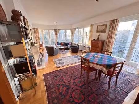 quartier solvay-solbosch - bel appart 2 ch - terr-cave-pkg