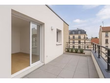 **magnifique appartement ensoleillé - sud ** rer a à 5 min à pied
