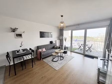 appartement t2 avec balcon et parking