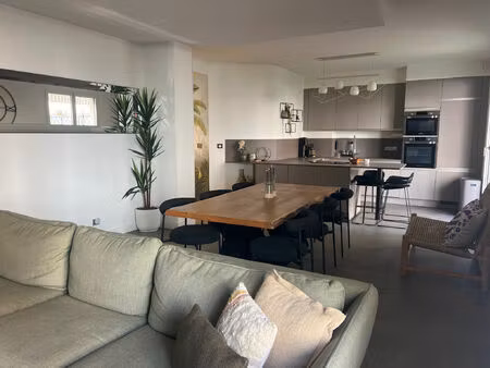 location appartement 4 pièces 100 m² à lyon 6 (69006)