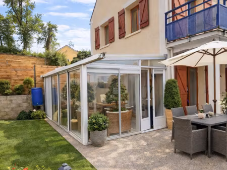 maison récente de 2014 avec terrasse  véranda et prestations