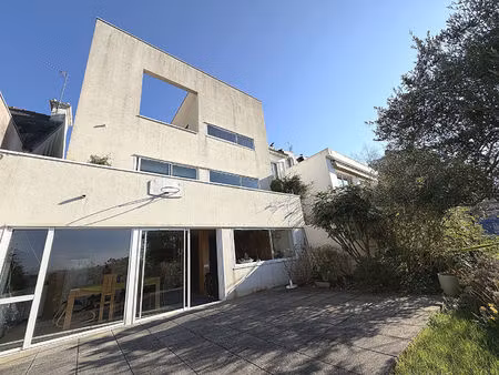 maison de ville de 174 m²  terrain 423m2