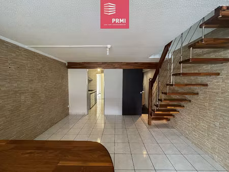 maison saint denis 3 pièce(s) 86.79 m2 - proche fac - avec garage