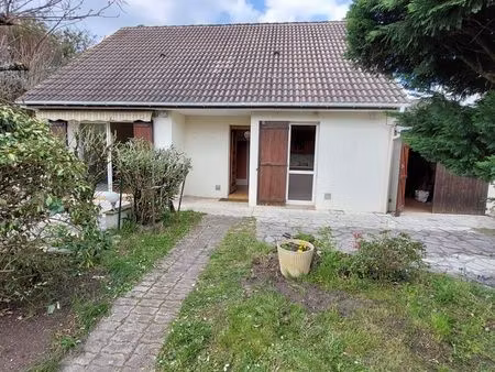 maison 104 m² à st médard en jalles  gironde  345 000 euros
