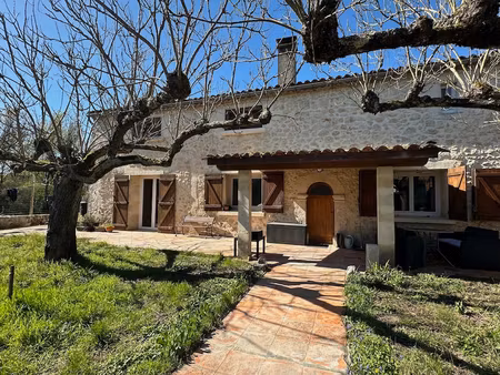 maison de village en pierre de 4 chambres