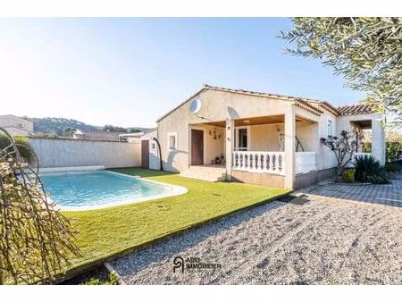 maison de 105 m² avec piscine et 3 chambres – laudun-l'ardoise