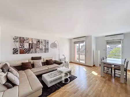 le service location de la maison barnes vous propose ce bien :