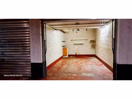 garage fermé à louer à ganshoren