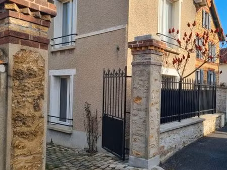 maison 3 pièces 74 m²