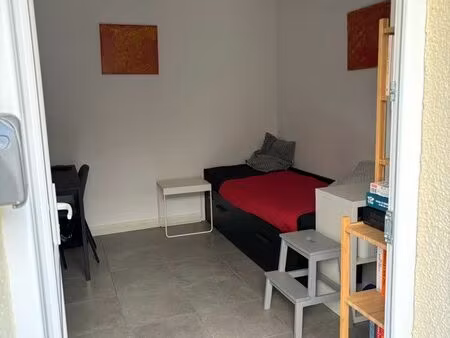 location studio meublé 18m2 tours centre